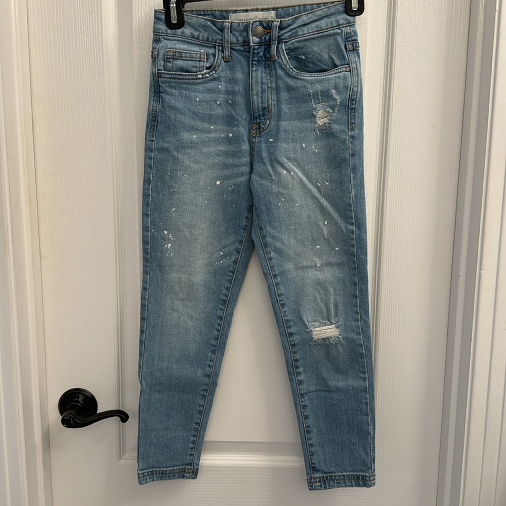 Treasure & Bond Jeans Nordstrom distressed, relaxed fit, size 8